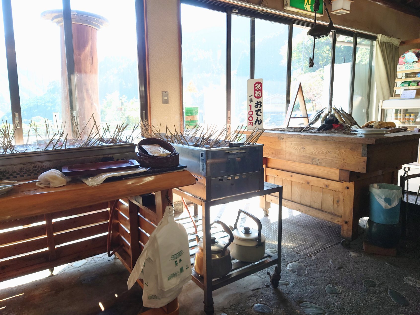 引地茶屋の店内